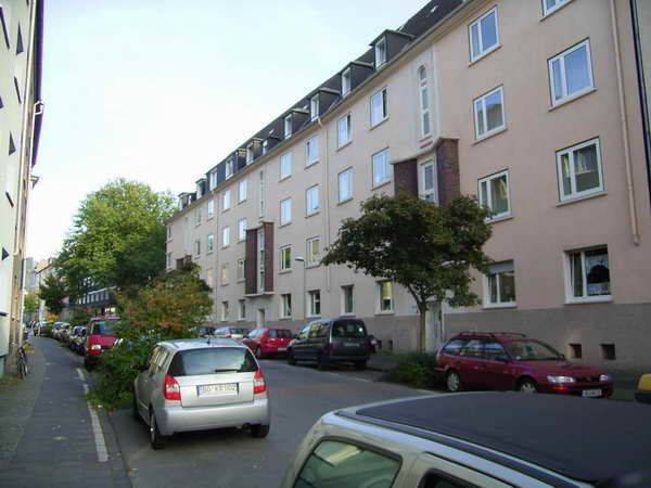 Wohnen in der Alsenstraße / 3 Zimmer DG Wohnung mit Dusche / WG tauglich, 44789 Bochum (Altenbochum Ehrenfeld Innenstadt Weitmar Wiemelhausen)