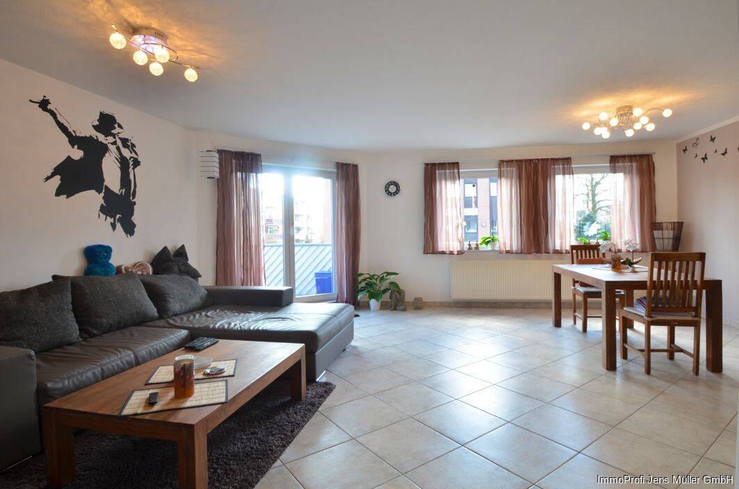 Helle Maisonettewohnung mit 2 Bädern, Balkon und Stellplatz in Hamm-Wiescherhöfen, 59077 Hamm