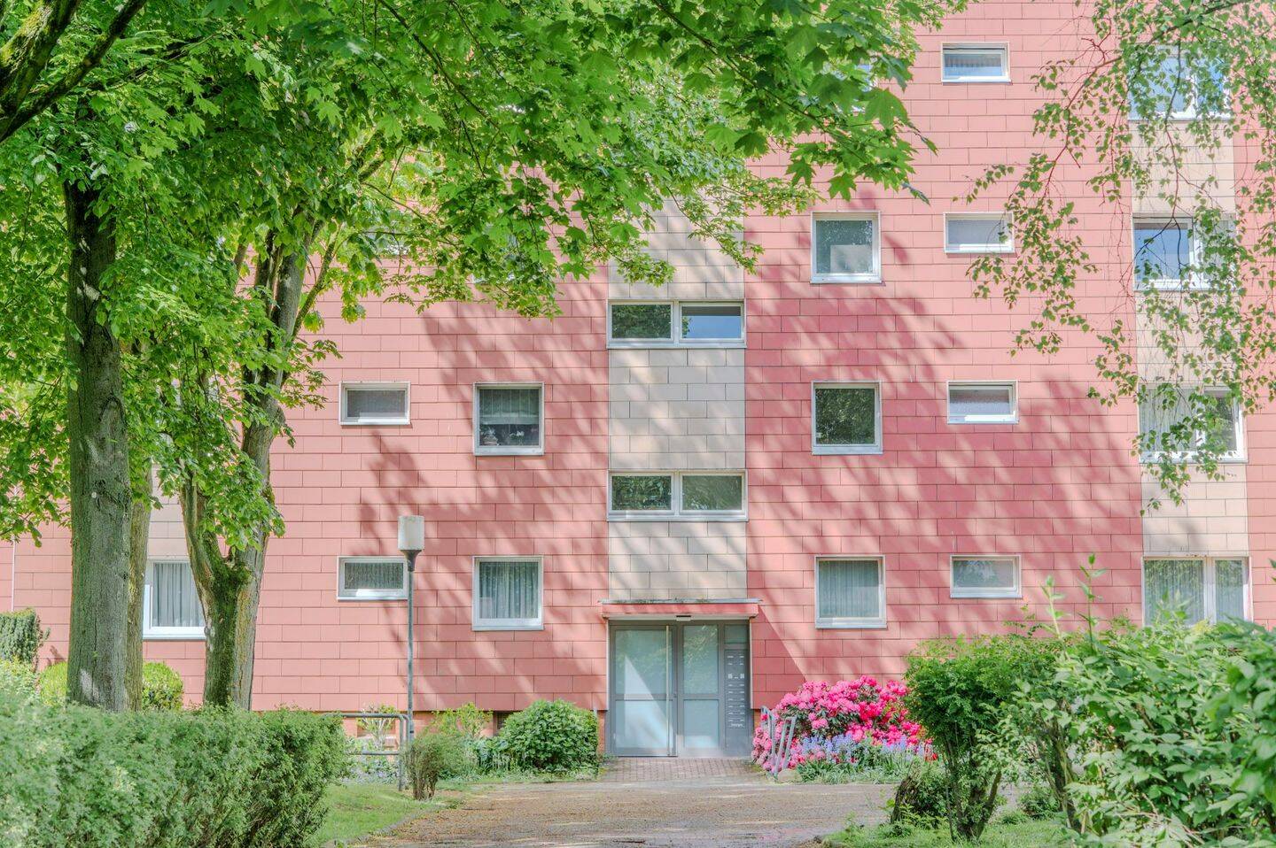 Lichtdurchflutete Etagenwohnung in ruhiger & gepflegter Wohnanlage!, 38120 Braunschweig (Braunschweig Timmerlah Weststadt)
