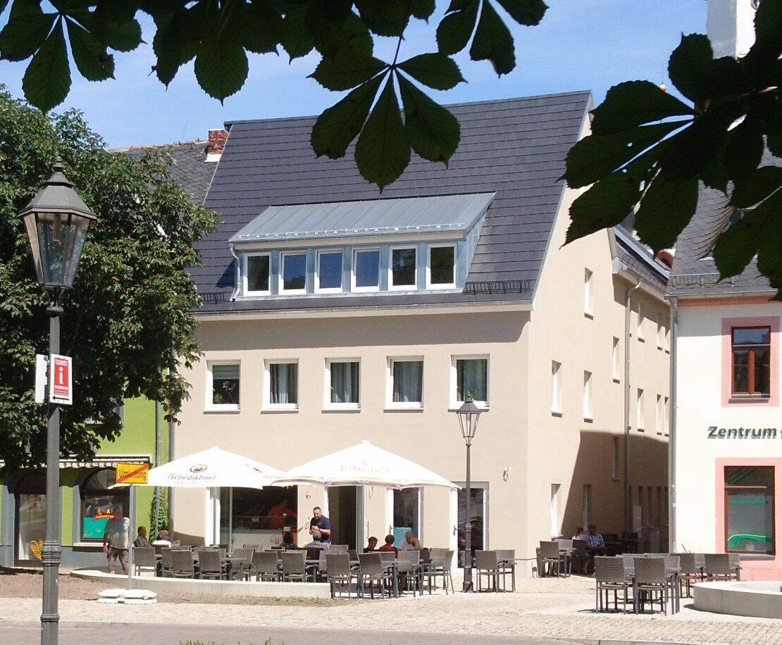 4-Raum-Maisonette-Wohnung mit Balkon und Fahrstuhl (mit/ohne EBK), 9306 Rochlitz