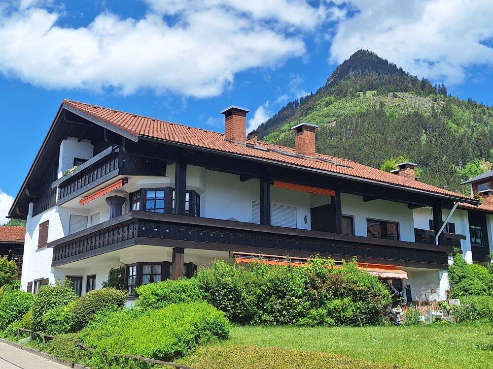 Großzügiges Ambiente in bester Lage – 3-Zimmer-Wohnung in Burgberg, 87545 Burgberg i. Allgäu