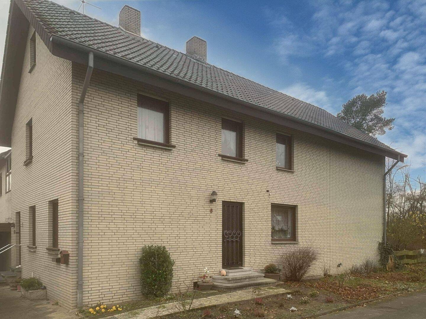 Espelkamp – Ein-/Zweifamilienhaus mit großem Grundstück, 32339 Espelkamp