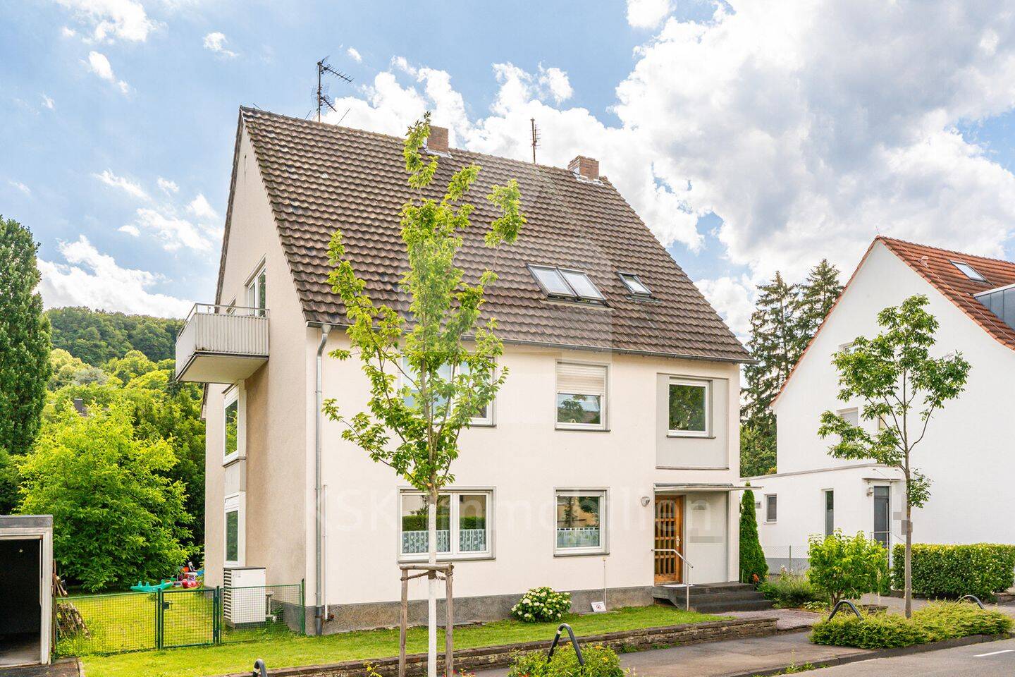 Freistehendes Dreifamilienhaus in guter Wohnlage mit neuer Wärmepumpe!, 53179 Bonn (Lannesdorf Mehlem Muffendorf Pennenfeld Rüngsdorf)
