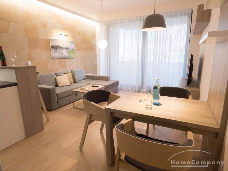 142182 HomeCompany Dresden Möbliert/Furnished Exklusives 2-Zimmer Apartment in Dresden-Altstadt Nähe Frauenkirche max. 4 Personen!