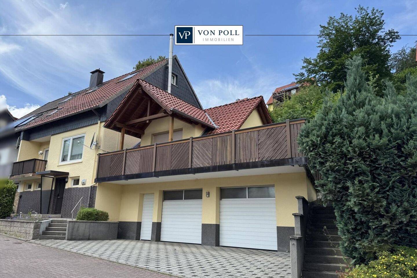 Attraktive und gepflegte Doppelhaushälfte mit Sonnenterrasse und großer Garage, 37539 Bad Grund (Harz)