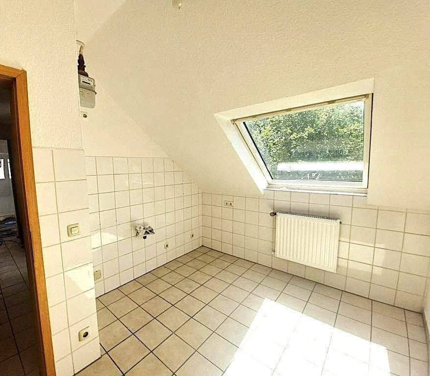 Essen-Rellinghausen schöne 2,5 R. DG Altbauwohnung, 45134 Essen (Bergerhausen Bredeney Rellinghausen Stadtwald)