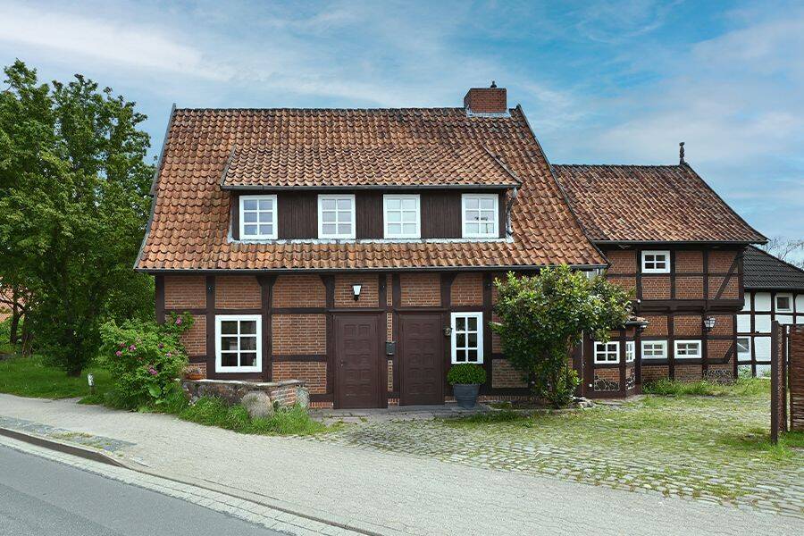 Isernhagen: Charmantes Fachwerkhaus mit historischem Flair und vielseitigen Nutzungsmöglichkeiten!, 30916 Isernhagen