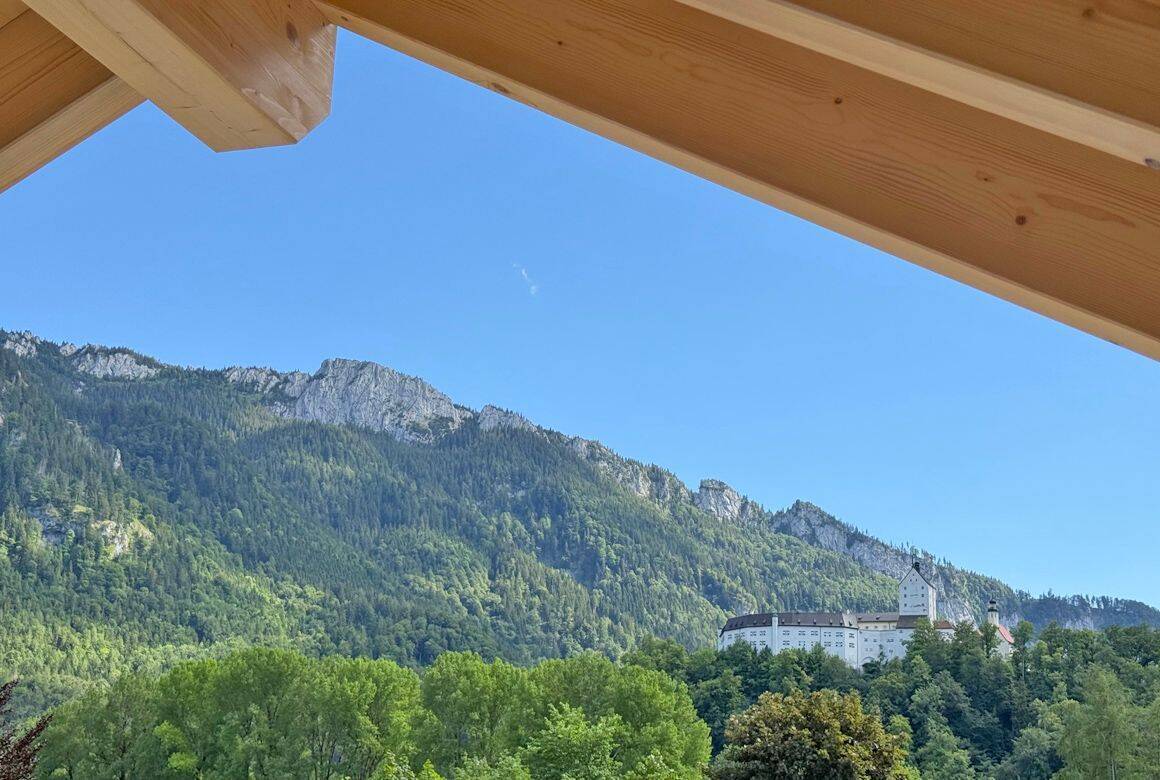 Neubau-Dachgeschosswohnung mit herrlichem Ausblick- Fertigstellung Dezember 2026, 83229 Aschau i. Chiemgau (Aschau)