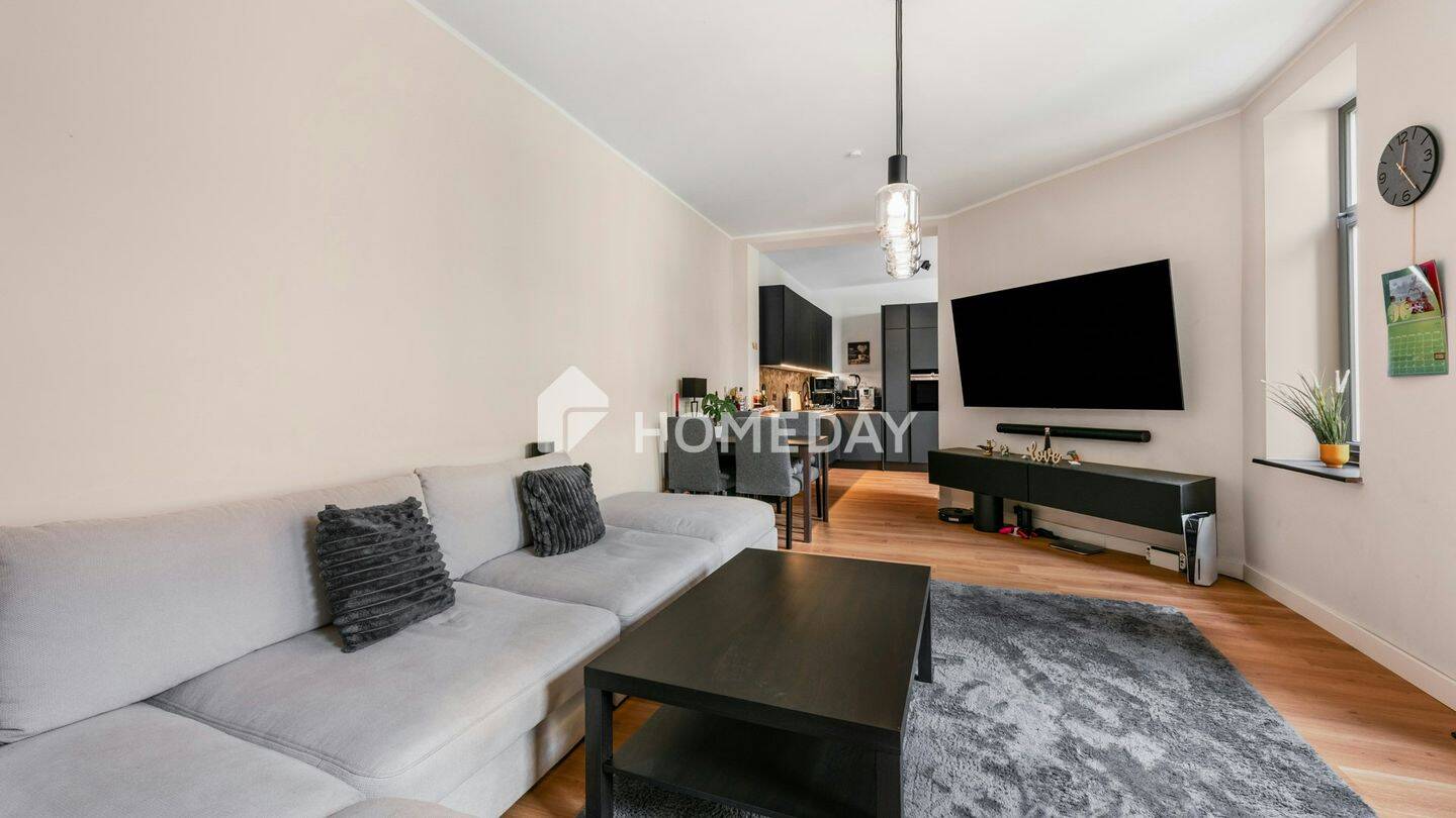 Modernes und stilvolles Wohnen in Stadtfeld Ost: möblierte 3-Zi.-Wohnung mit Balkon & Loggia, 39108 Magdeburg (Altstadt Stadtfeld Ost)