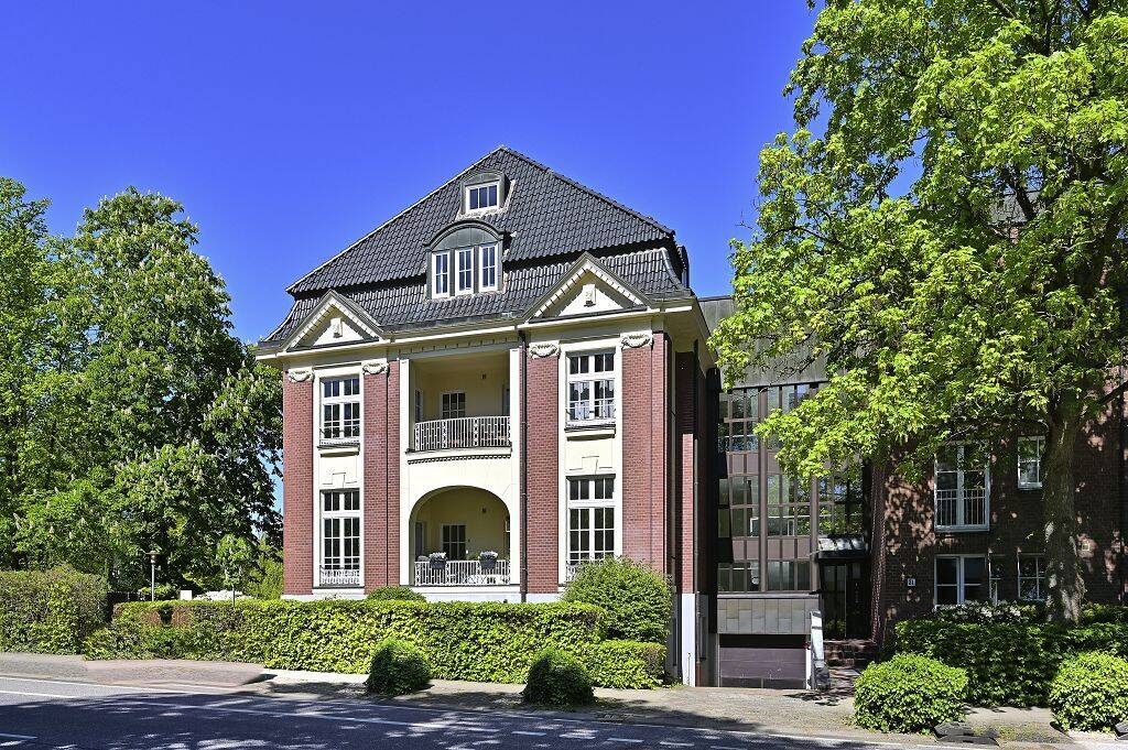 Leinpfad-Panorama: Exklusives Maisonette Penthouse in Winterhude, 22301 Hamburg (Hamburg-Nord Winterhude)