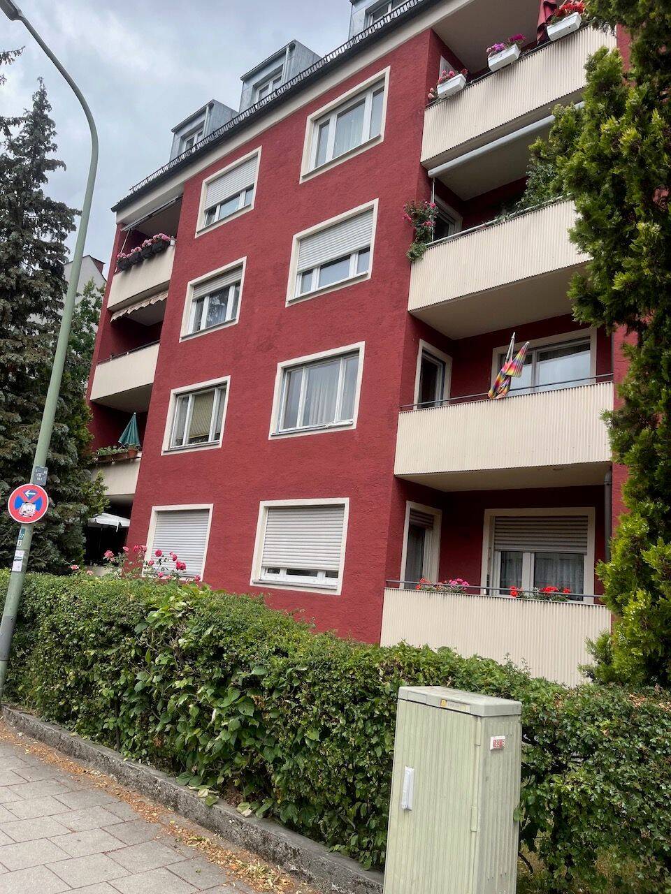 Helle gut geschnittene 3 – Zimmer, 80807 München (Milbertshofen-Am Hart Schwabing-Freimann)