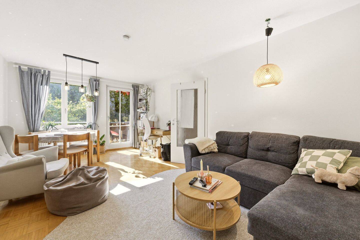 „Ankommen. Wohlfühlen. Zuhause sein.“ – helle 2-Zimmer-Wohnung mit Balkon in ruhiger TOP Lage, 81825 München (Berg am Laim Trudering-Riem)