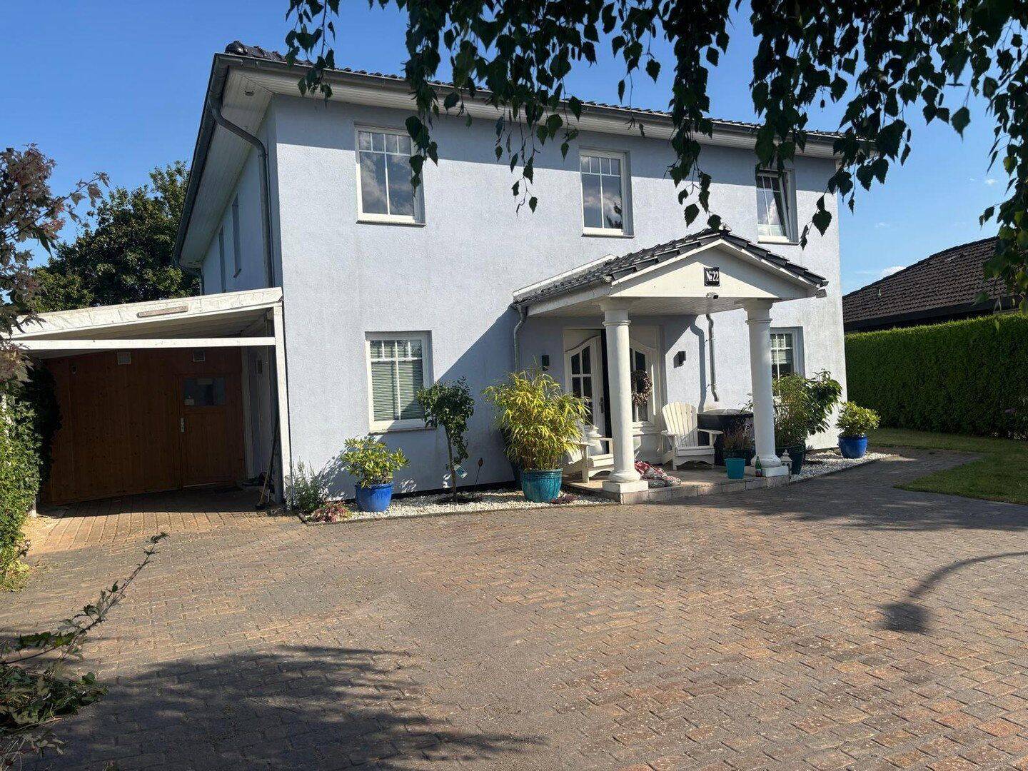 Toskana-Villa freistehend auch als Zweifamilienhaus nutzbar, 22965 Todendorf