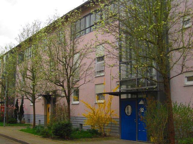 Großzügige 4-Zimmer-Wohnung mit ca. 107 m² und Terrasse, 76189 Karlsruhe (Daxlanden Grünwinkel Knielingen Mühlburg Oberreut)