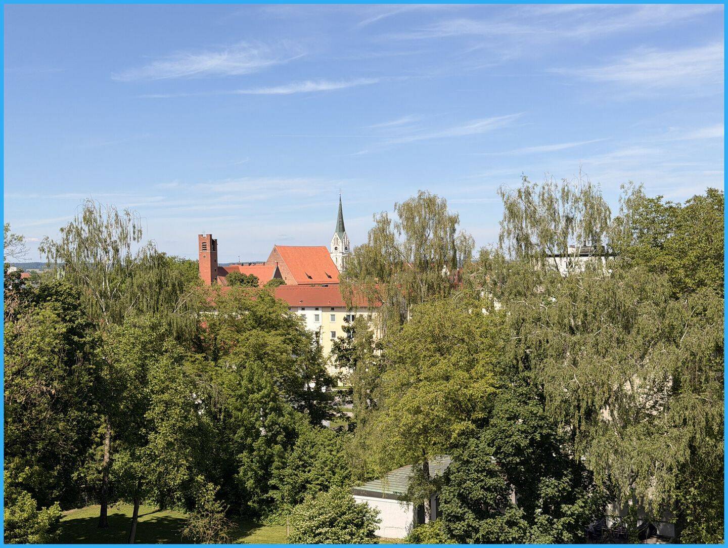 DIPL.-Immowirt MAIER !! tolle 2,5-Zimmer-Whg. – durchdacht aufgeteilt mit LIFT u. Balkon – vermietet, 84034 Landshut (Münchnerau Nikola West)