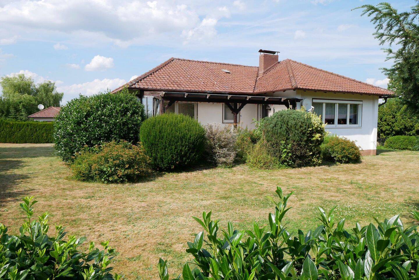 Bungalow mit Keller und tollem Grundstück!, 96279 Weidhausen b. Coburg