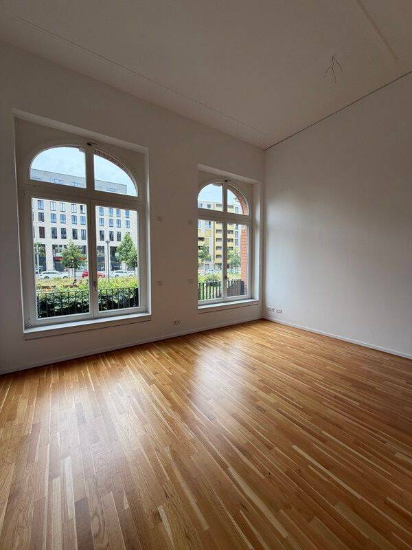 Zentrale 3,5-Raum-Wohnung: Einbauküche und Terrasse, 1067 Dresden (Friedrichstadt Innere Altstadt Wilsdruffer Vorstadt/Seevorstadt-West)