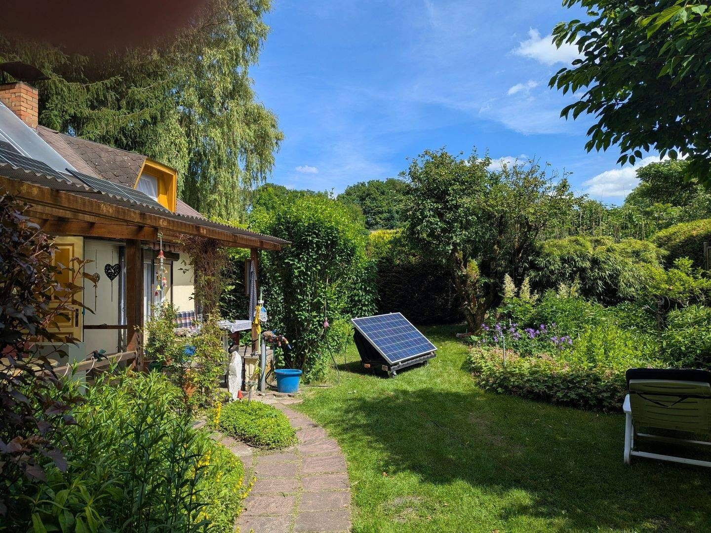 ***provisionsfrei*Idyllisches Gartenparadies (650 m²)*direkt am Naturschutzgebiet*voll ausgestattetes Wochenendhaus*PV-Anlage + Fasssauna***, 16359 Biesenthal