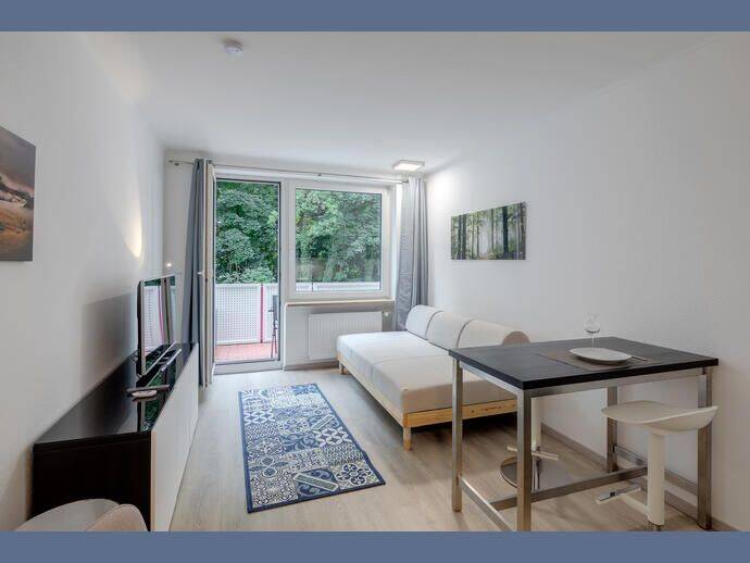 Möbliert: Schönes möbliertes Apartment in Solln, 81479 München (Thalk. Obersendl.-Forsten-Fürstenr.-Solln)