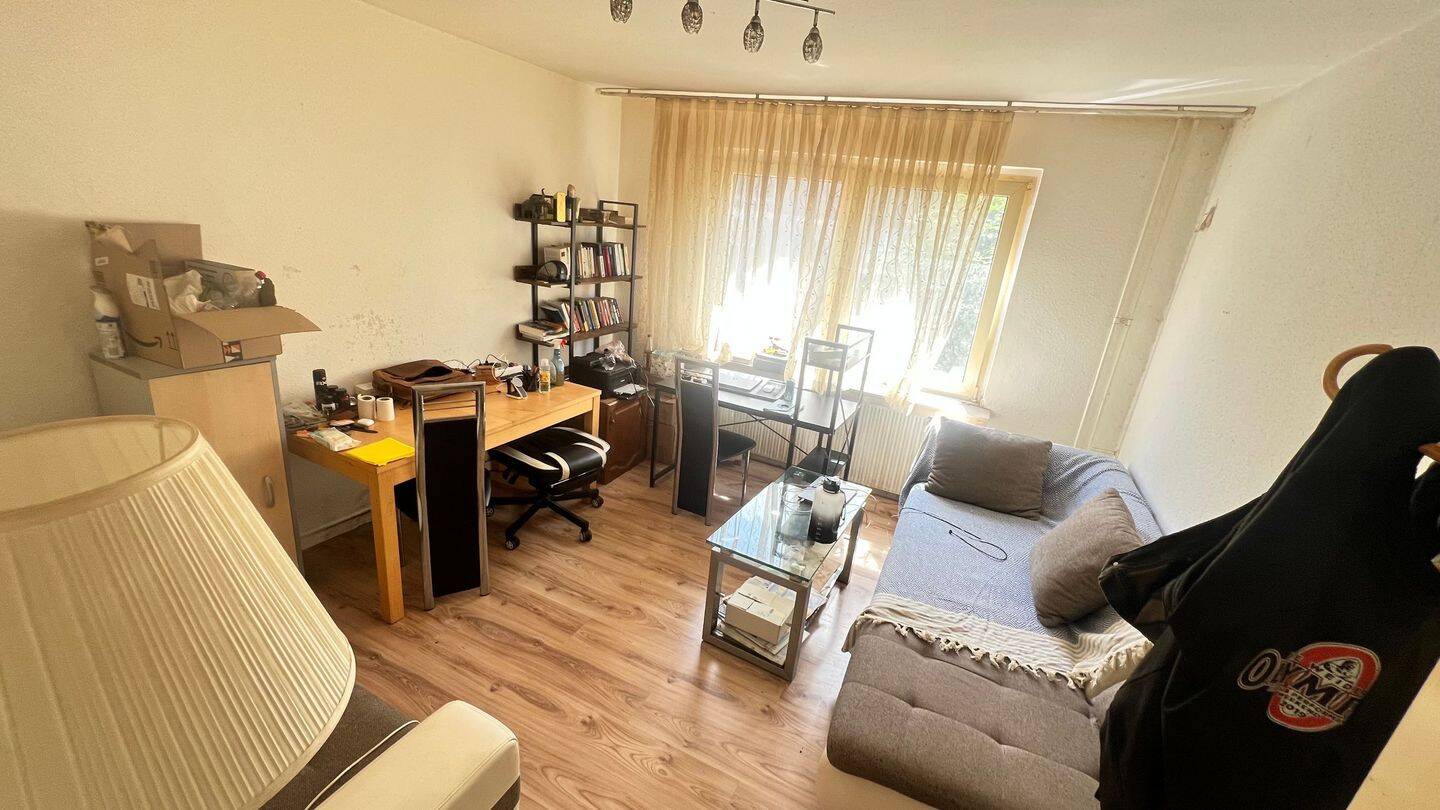 Wohnungsübergabe mit kompletter Einrichtung – Duisburg-Hamborn