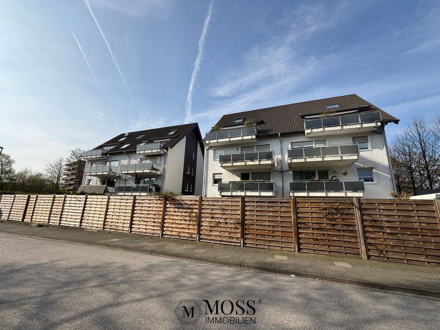 Exklusive Maisonette Wohnung im Duisburger Süden- direkt an der Grenze zu Düsseldorf, 47269 Duisburg (Großenbaum Rahm)