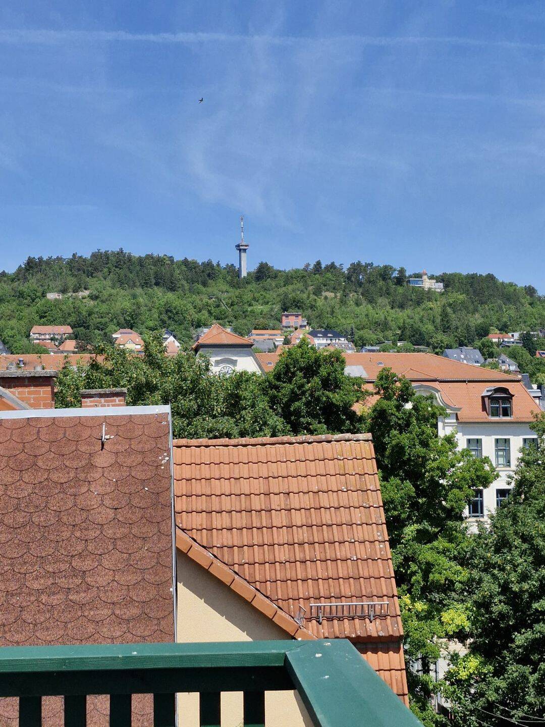 Großzügige 2-Zimmer-Wohnung mit toller Aussicht zu vermieten, 7743 Jena
