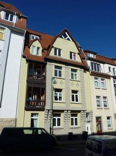 2,5-Zimmer-Dachgeschosswohnung mit Einbauküche im Damenviertel, 7743 Jena