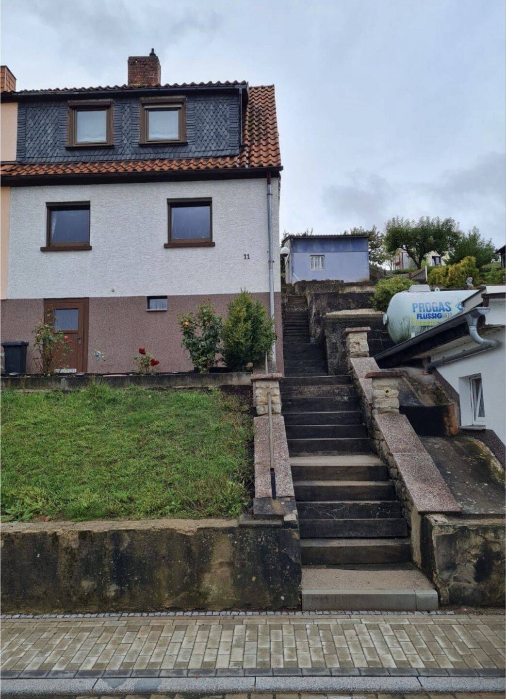 +++ Einfach sofort einziehen-Gemütliche Doppelhaushälfte mit Garten und Terrasse in Schmalkalden, 98574 Schmalkalden