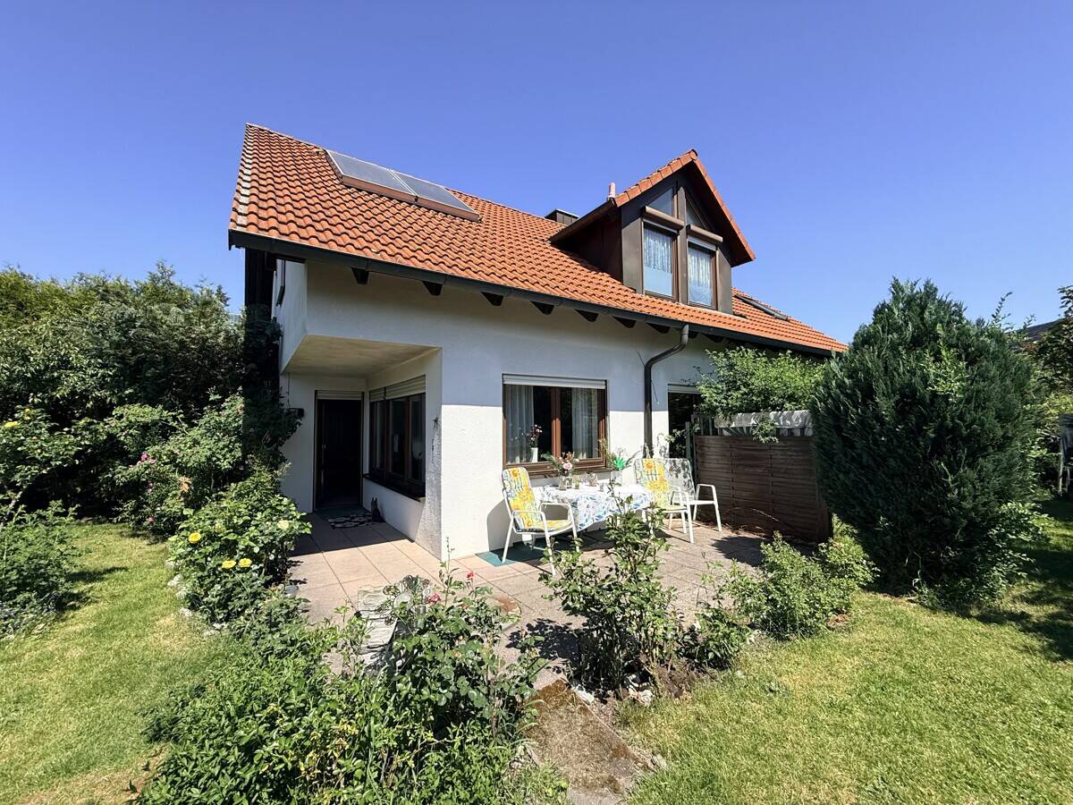 GEPFLEGTES EINFAMILIENWOHNHAUS MIT GARTEN UND GARAGE, 74423 Obersontheim
