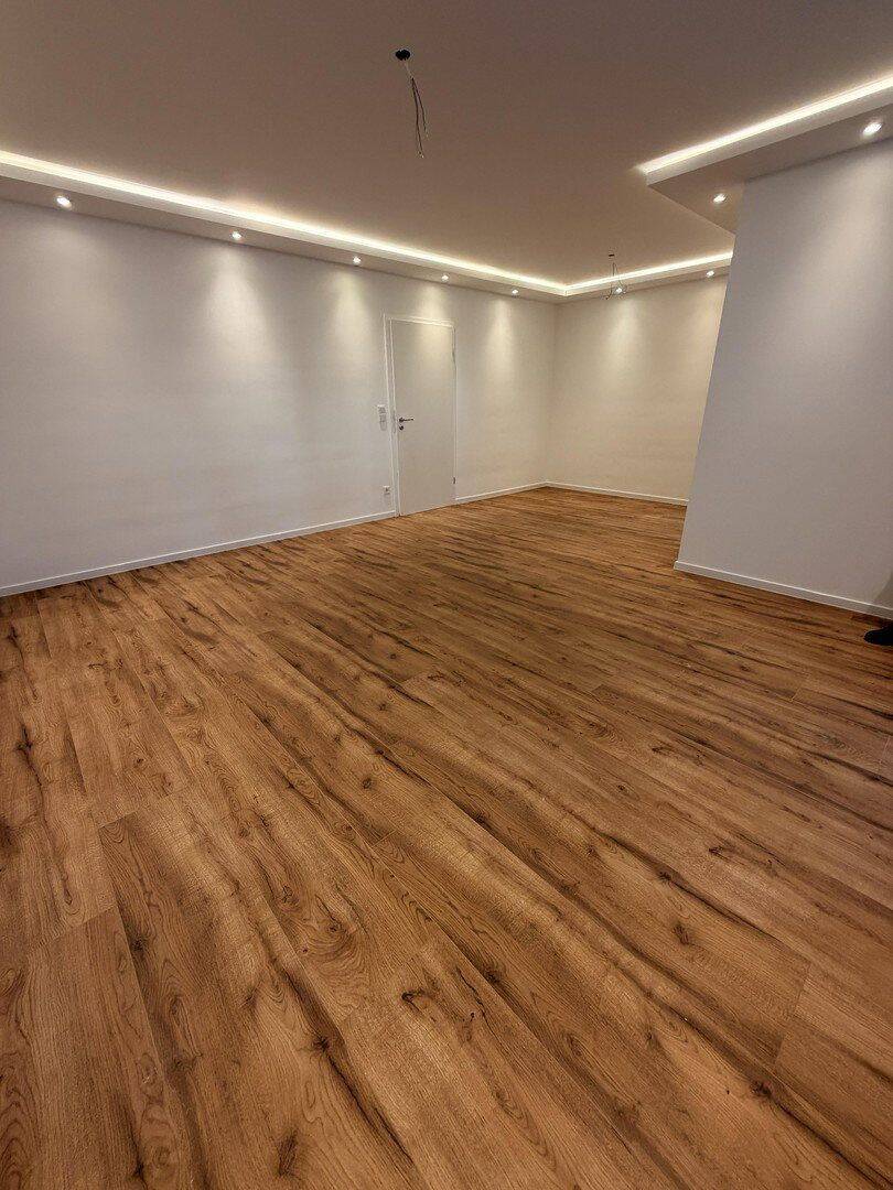 Lichtdurchfluteter Wohntraum in Köln Weiden – Großzügige 3-Zimmer-Wohnung mit Balkon, 50858 Köln (Lindenthal Junkersdorf Weiden)