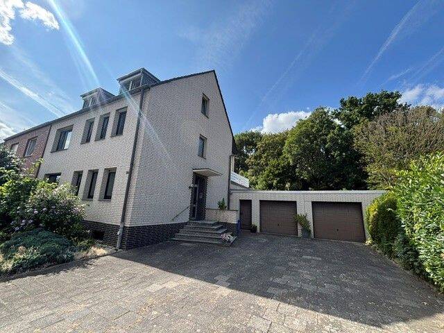 Doppelhaushälfte in Top Lage Möanchengladbach-Giesenkirchen, 41238 Mönchengladbach