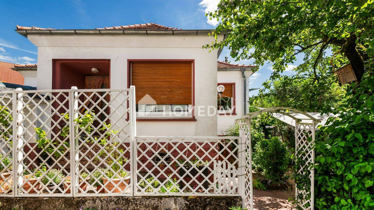 Charmantes Einfamilienhaus in sehr ruhiger Lage mit Garten und Terrasse, 63584 Gründau