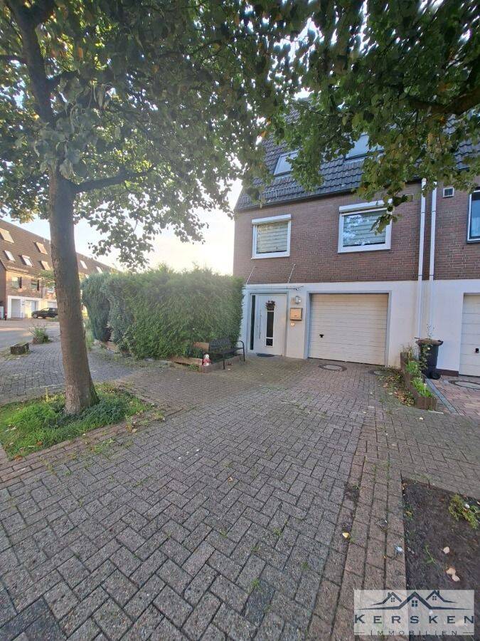 Reihenendhaus mit sehr schönem Grundriss, Garage, großer Terrasse und nicht einsehbarem Grundstück, 28307 Bremen (Arbergen Mahndorf Osterholz)