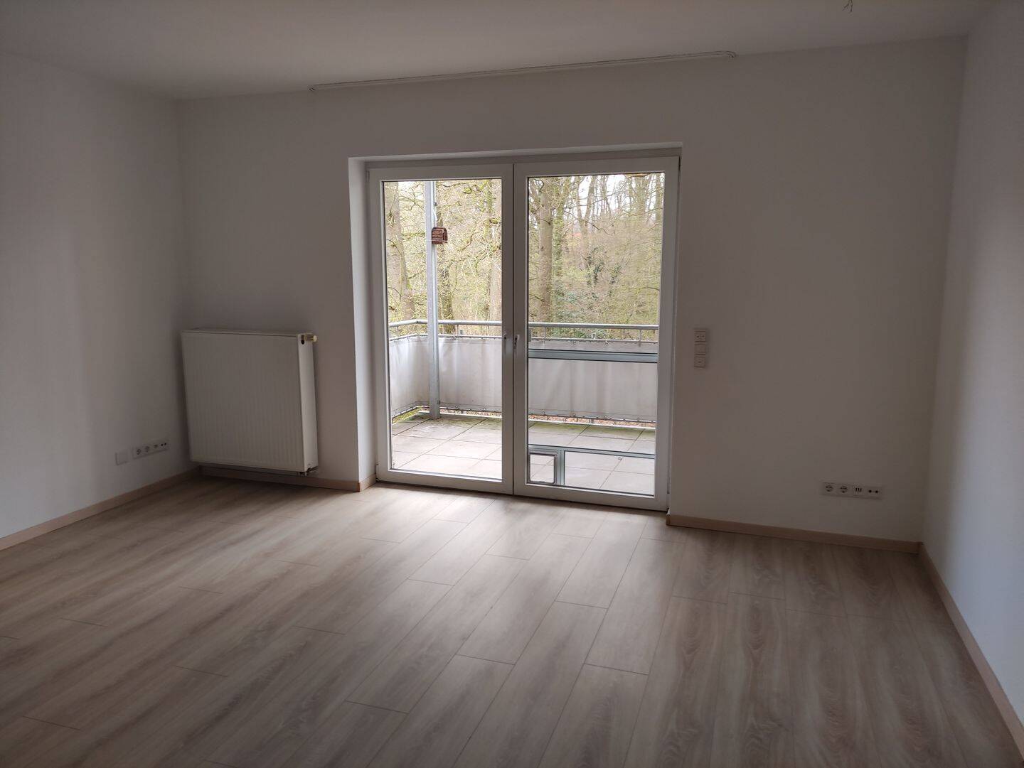 Seniorengerechte Mietwohnung mit Balkon zum Einziehen und Wohlfühlen! 2ZKBB mit z.T. betreutem Wohnen., 26127 Oldenburg (Oldb) (Alexandersfeld Bürgerfelde Nadorst)