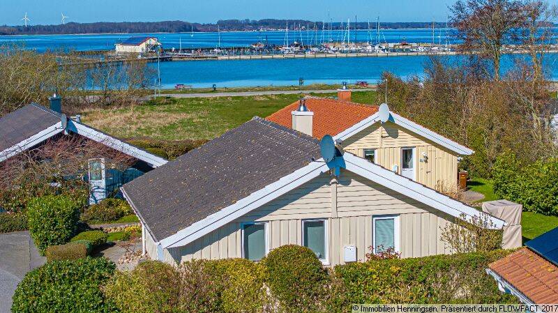 Direkt am Meer & wie neu: Ferienhausperle an der Ostsee, 24395 Gelting