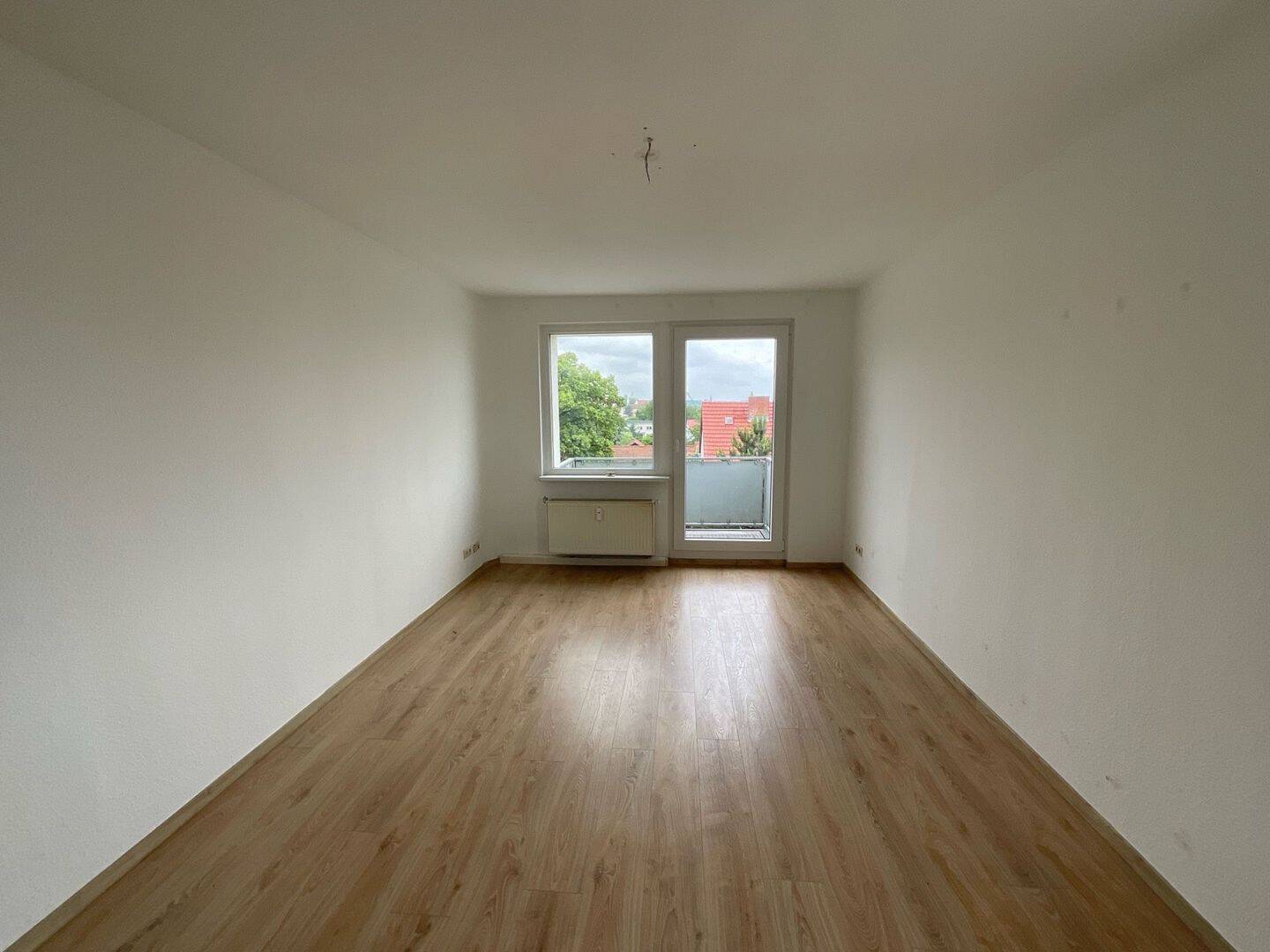 3-Raum-Wohnung mit Balkon, 99097 Erfurt (Egstedt am Steiger Melchendorf Waltersleben Wiesenhügel)
