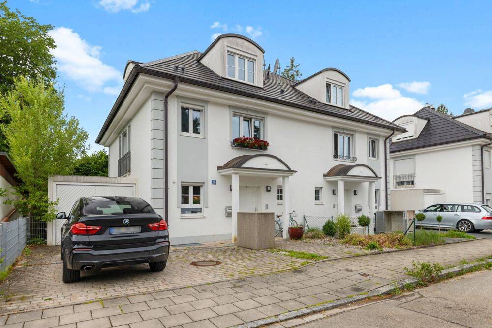 Moderne Doppelhaushälfte mit viel Platz für Ihre Familie, 85591 Vaterstetten