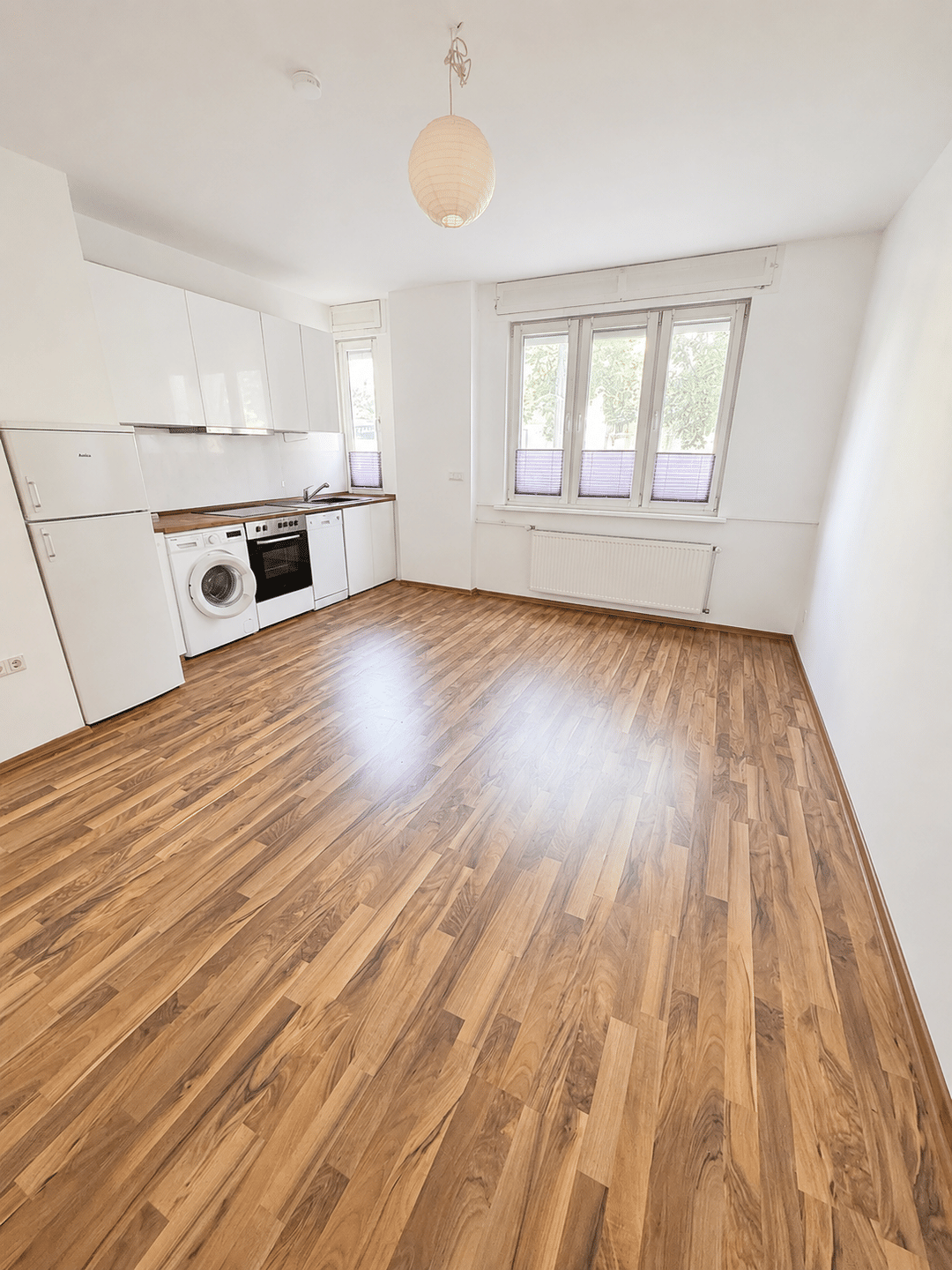 Bezugsfreies Studio nahe Kudamm, 10709 Berlin (Charlottenburg-Wilmersdorf Charlottenburg Halensee Wilmersdorf)
