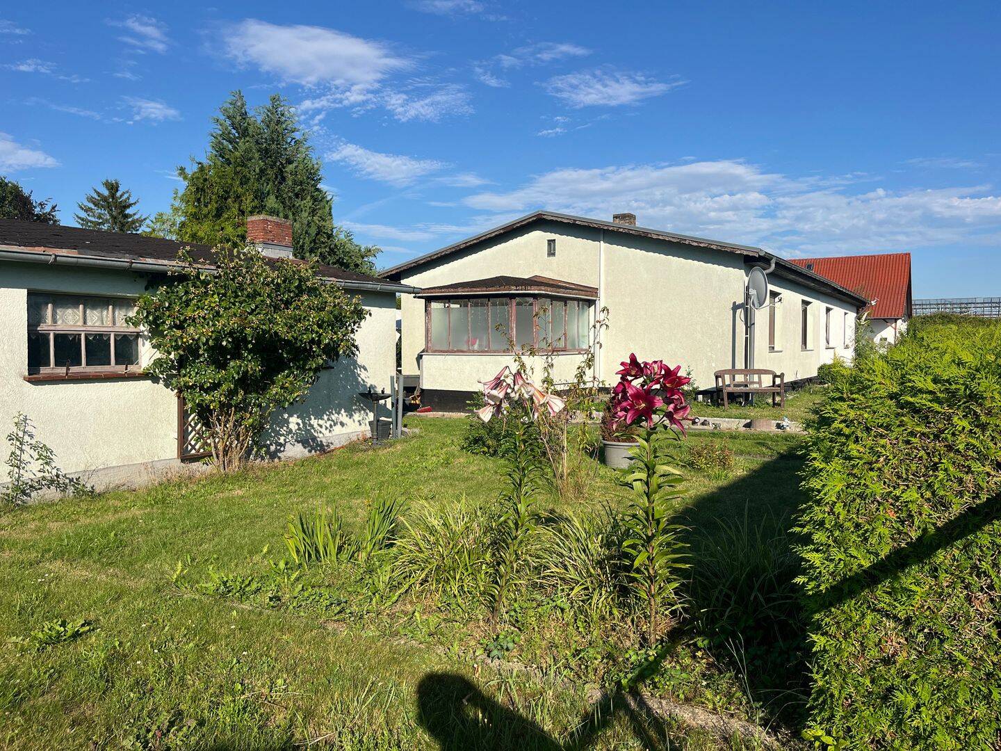 Bungalow-Haushälfte auf großem Grundstück in 18320 Trinwillershagen, 18320 Trinwillershagen