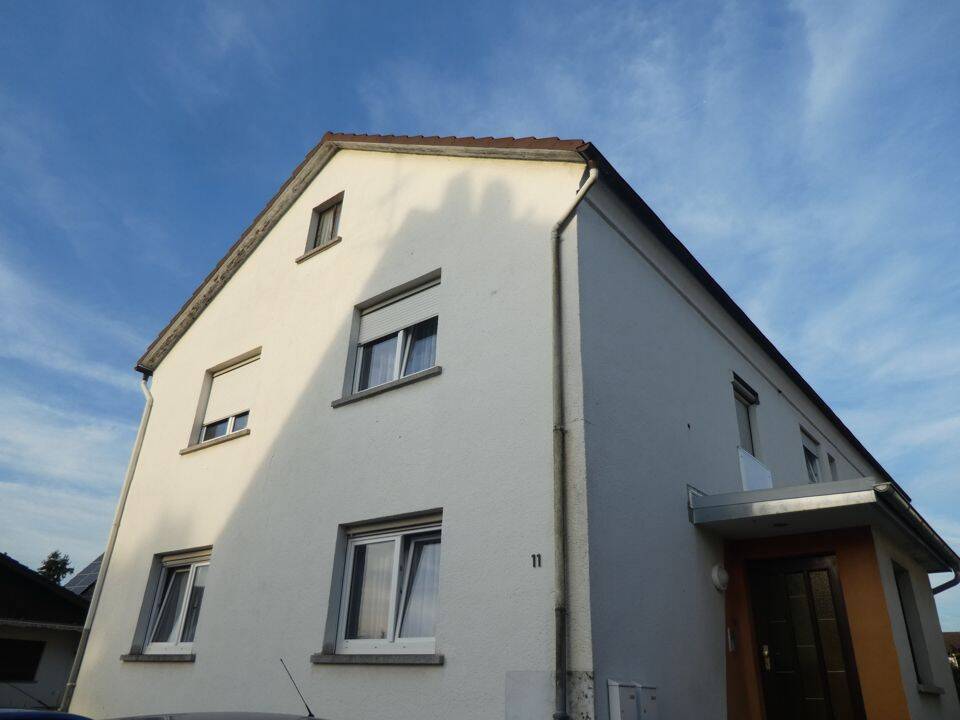 Wohnen mit Wohlfühlfaktor: Zweifamilienhaus mit großem Garten in Lorsch!, 64653 Lorsch