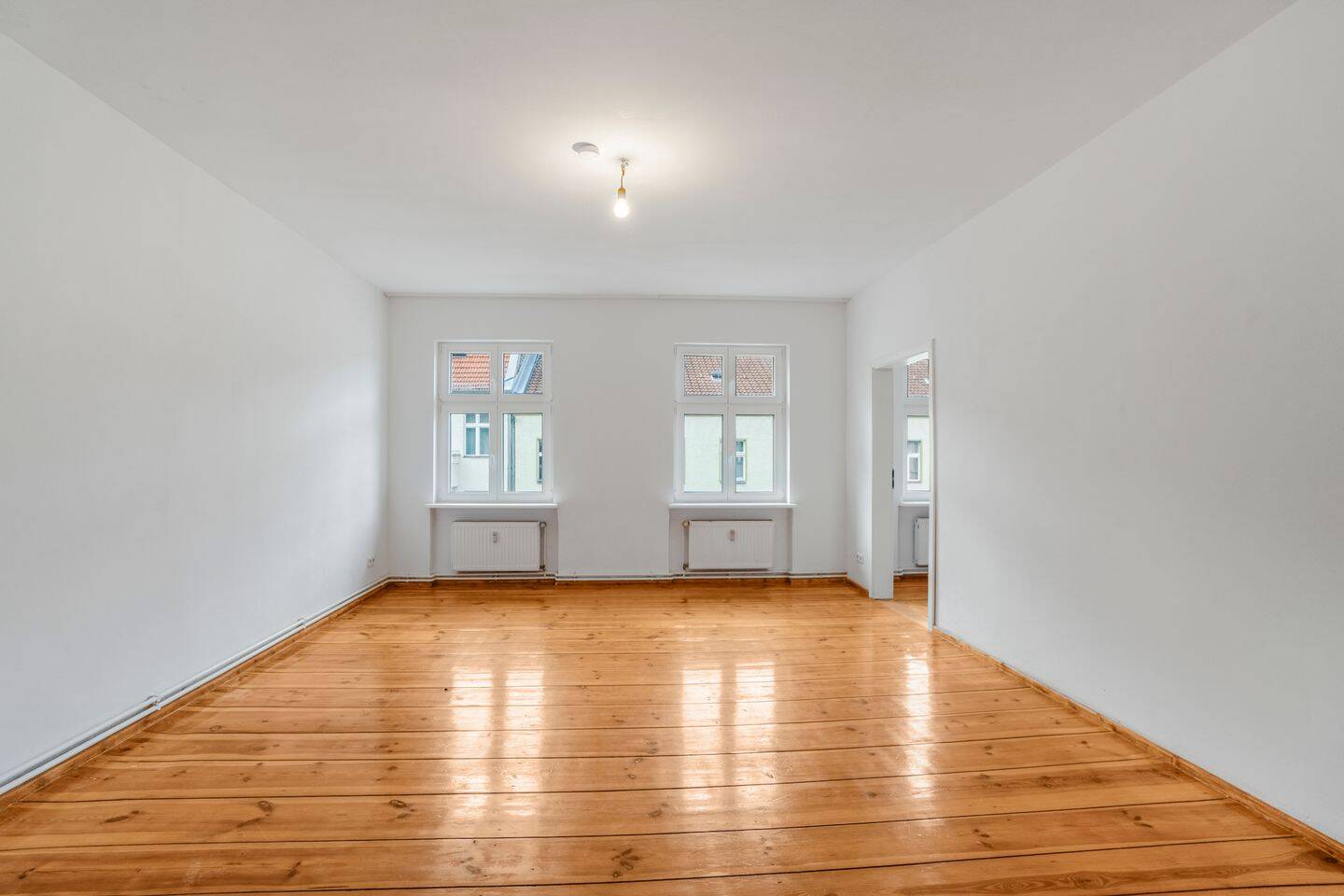 Historischer Charme trifft zeitgemäße Eleganz – 2-Zimmer-Altbau in Neukölln, 12055 Berlin (Neukölln)