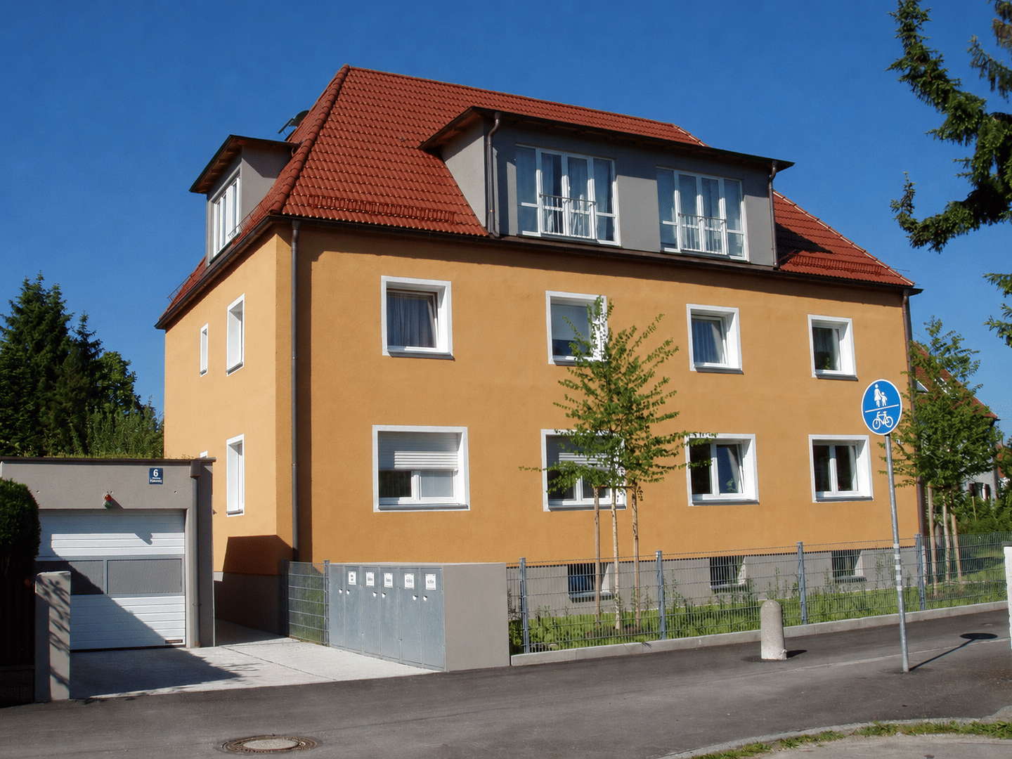 Ruhige 2-Zimmer DG-Whg. nahe Westpark/Kurparkviertel, 81375 München (Hadern)
