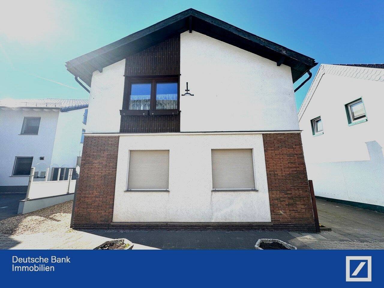 Einziehen, modernisieren und wohlfühlen – Haus mit Charakter, 52353 Düren