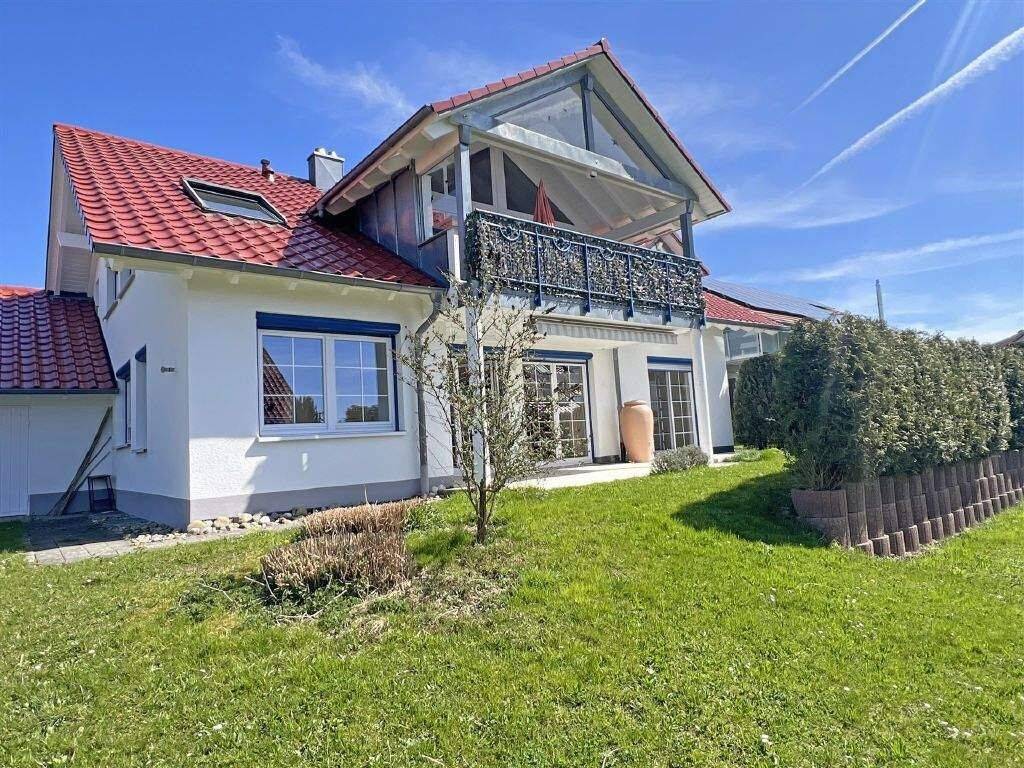 Sonnenverwöhntes Ein-/Zweifamilienhaus nur 20 Minuten von Überlingen und vom See entfernt, 88662 Überlingen