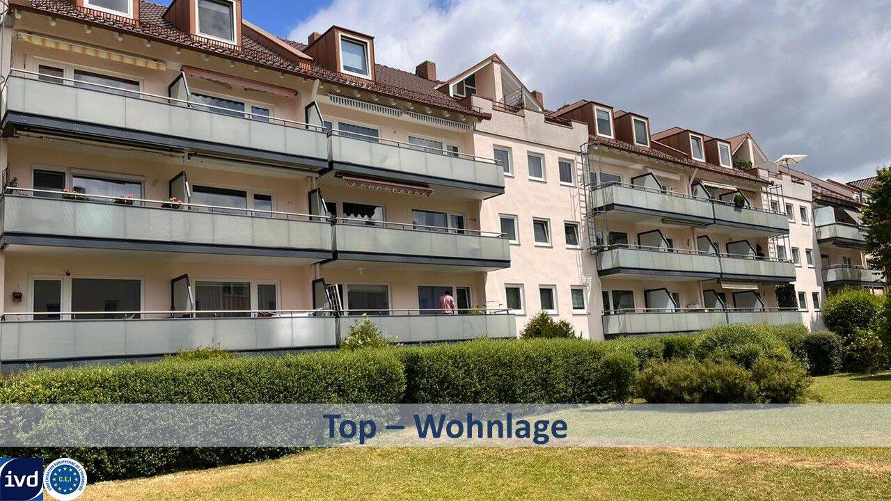 NEUER PREIS! SCHÖNE 3-ZIMMER WOHNUNG MIT LOGGIA UND TAGESLICHTBAD, IN RUHIGER ZENTRALER LAGE – 80937 München – Bild 1 von 5