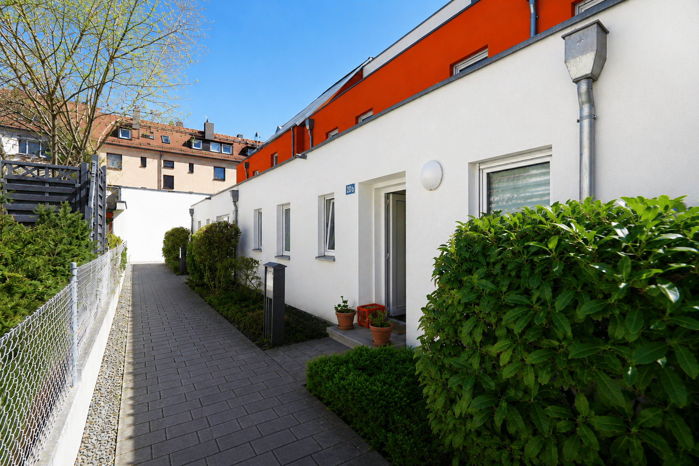 Modernes Stadthaus mit Garten in einzigartiger Innenhof-Lage in der Nürnberger Südstadt!, 90459 Nürnberg