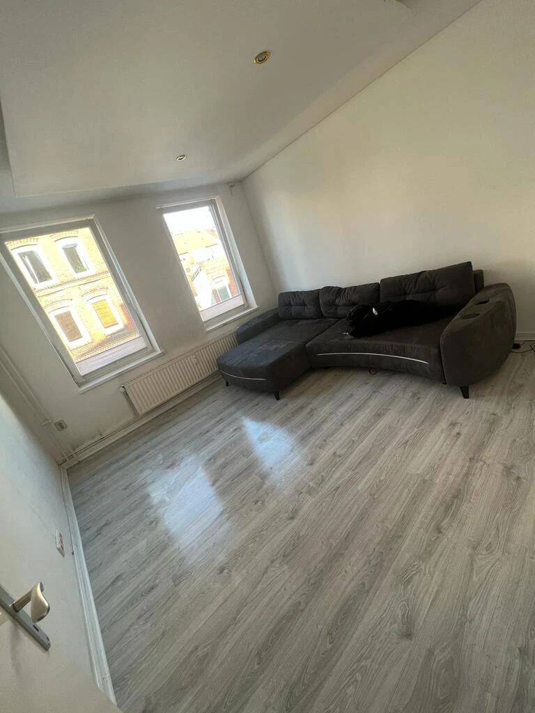 Kiel: Schöne 2 Zimmer Wohnung mit Einbauküche in zentraler Lage am Südfriedhof, 24114 Kiel (Südfriedhof)