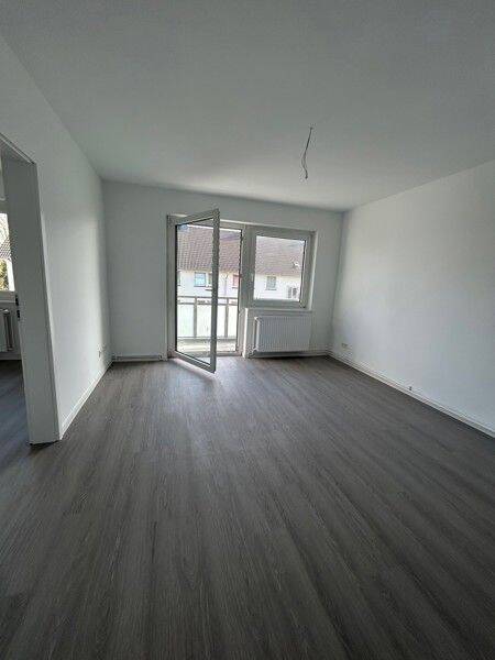 Renovierte 2-Zimmer-Wohnung mit Balkon, 26123 Oldenburg (Oldb) (Bürgerfelde Donnerschwee Nadorst)