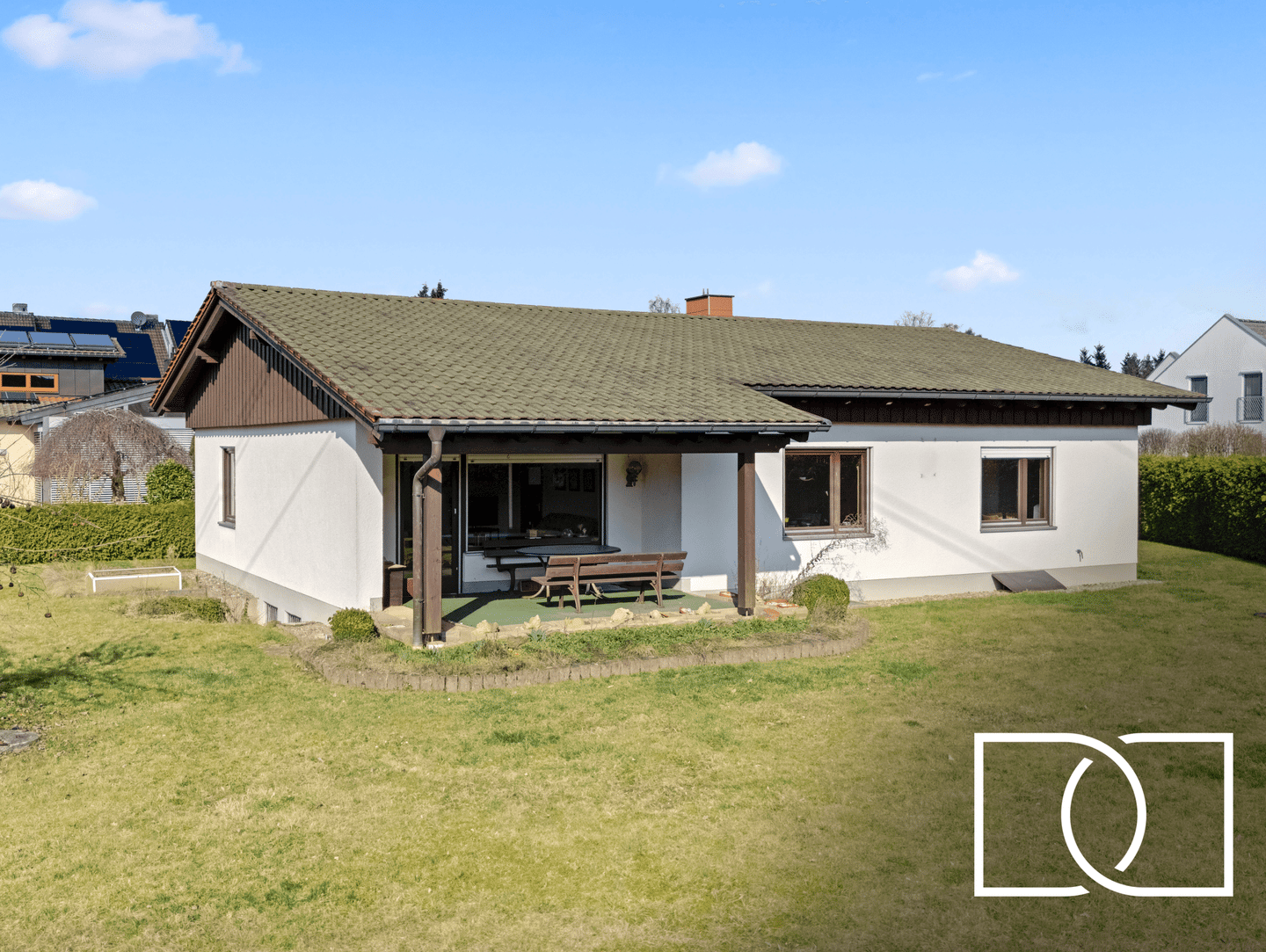 Traumhaftes Eckgrundstück! Barrierearmer Bungalow mit Keller in ruhiger Lage, 95445 Bayreuth