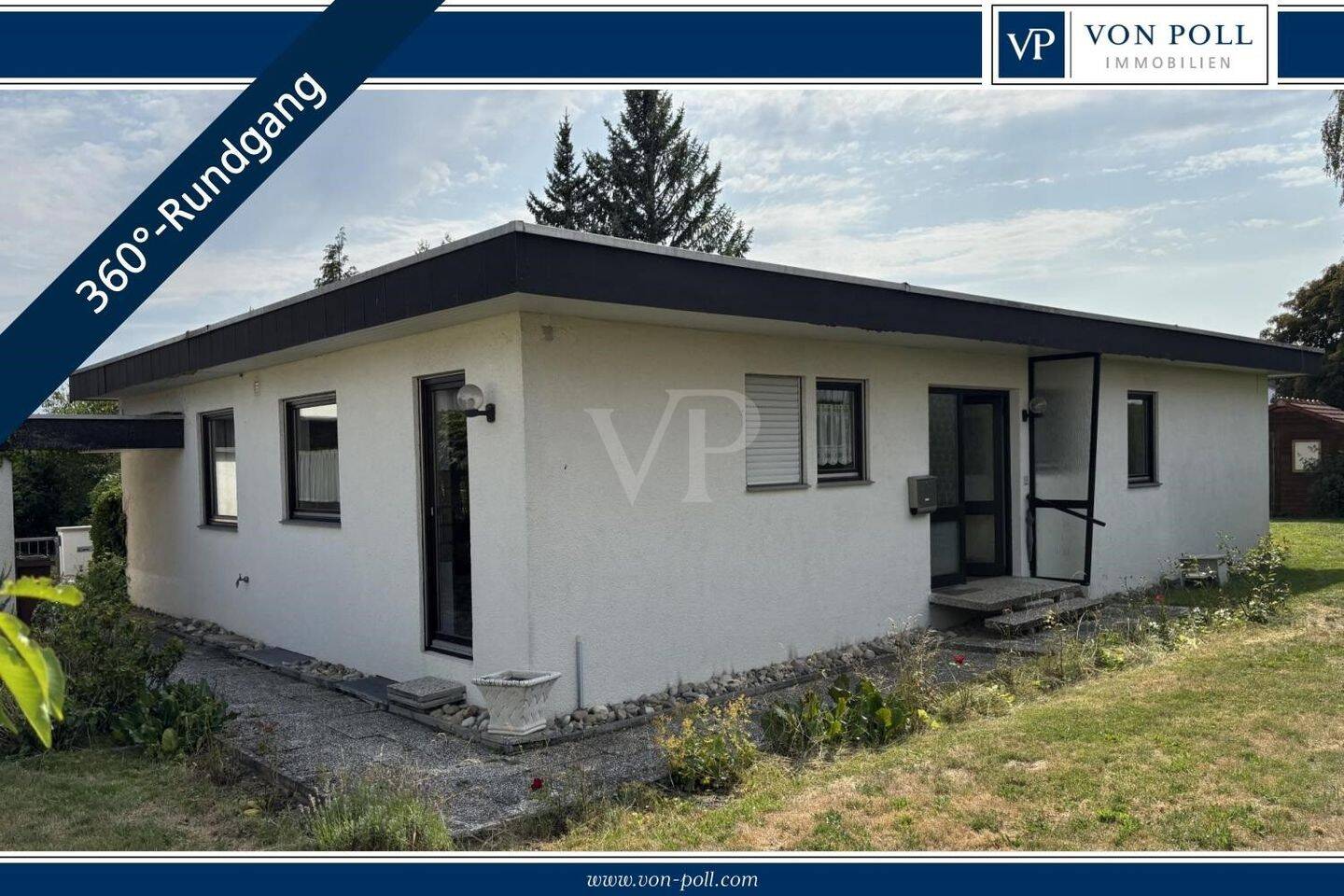 Flachdach-Bungalow – großes Grundstück mit Baumbestand, 72160 Horb am Neckar